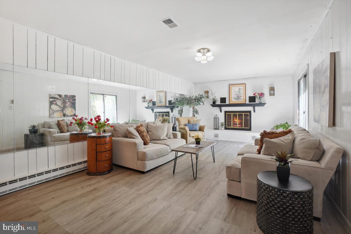 STERLING  PARK - Residential