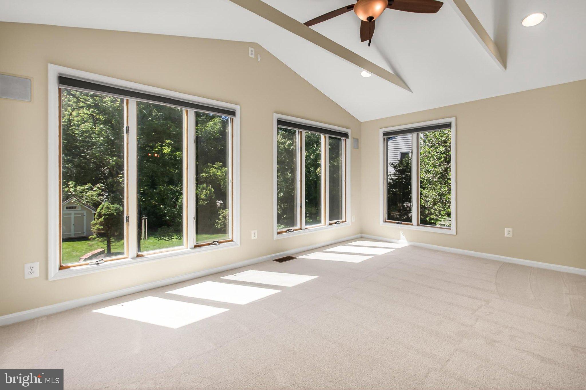 BURKE LAKE CLUSTER - Residential