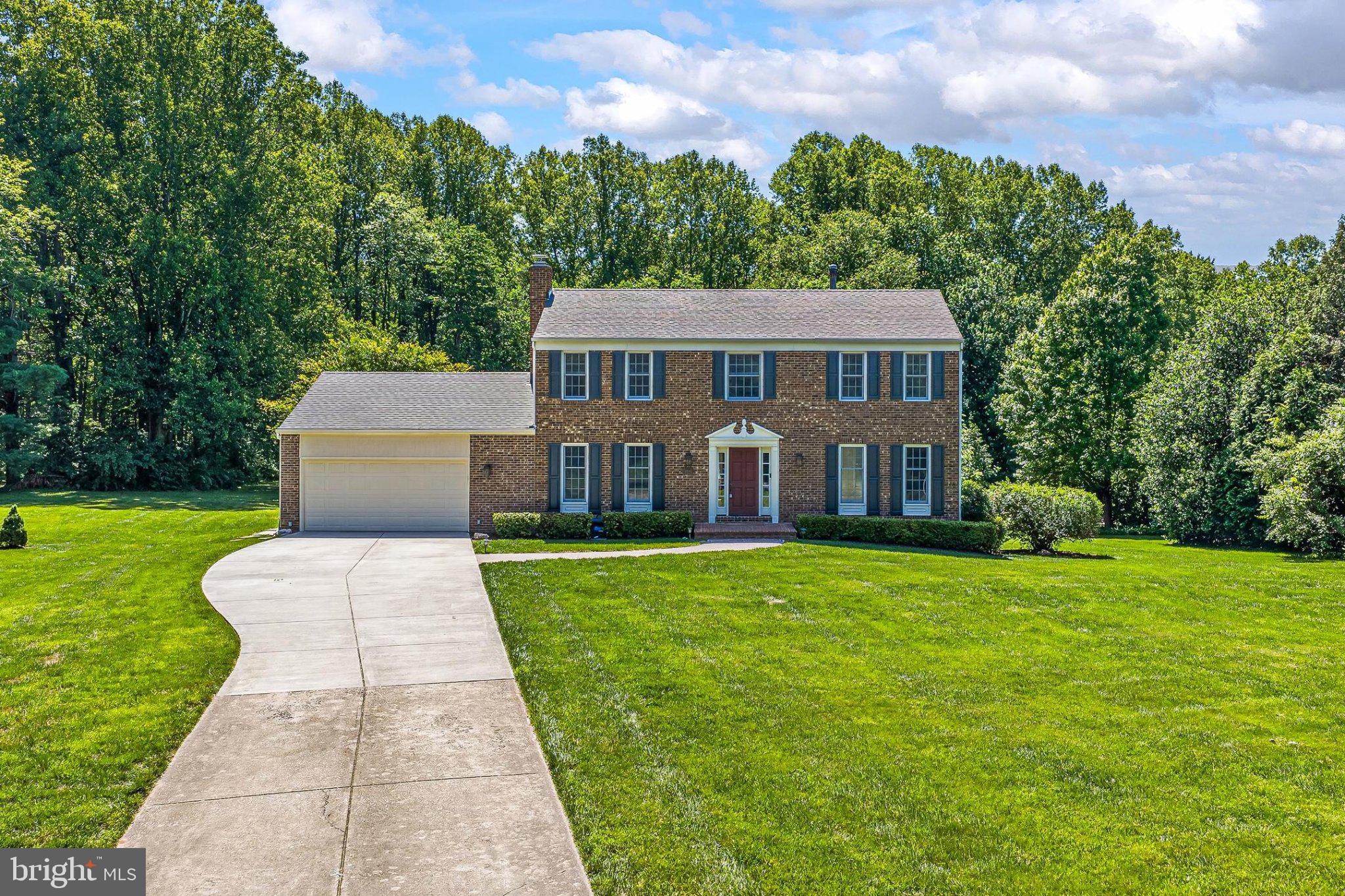 BURKE LAKE CLUSTER - Residential