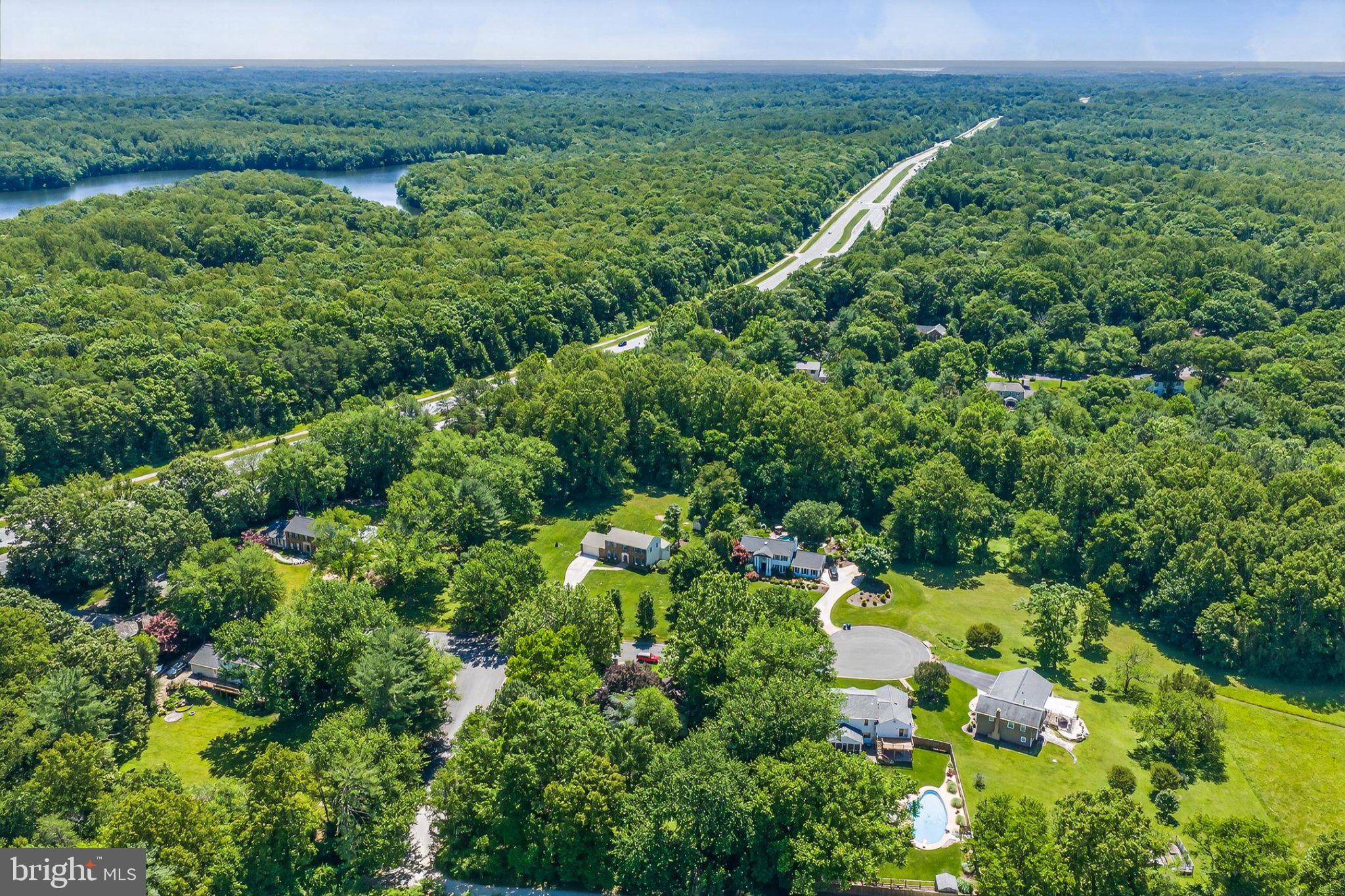 BURKE LAKE CLUSTER - Residential
