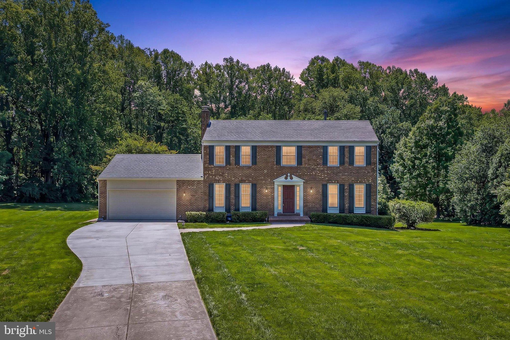 BURKE LAKE CLUSTER - Residential