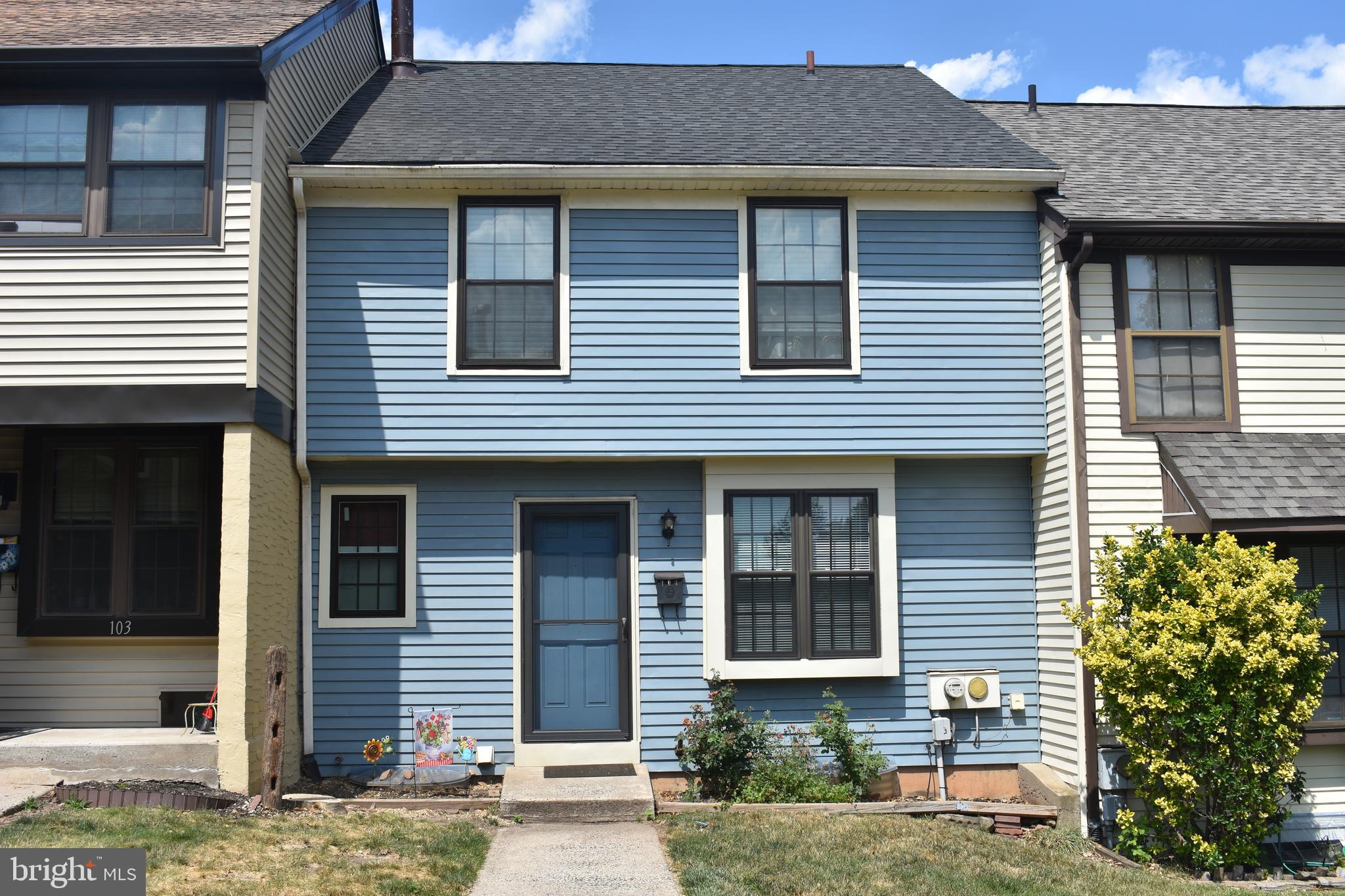 MONTGOMERY GLEN - Residential