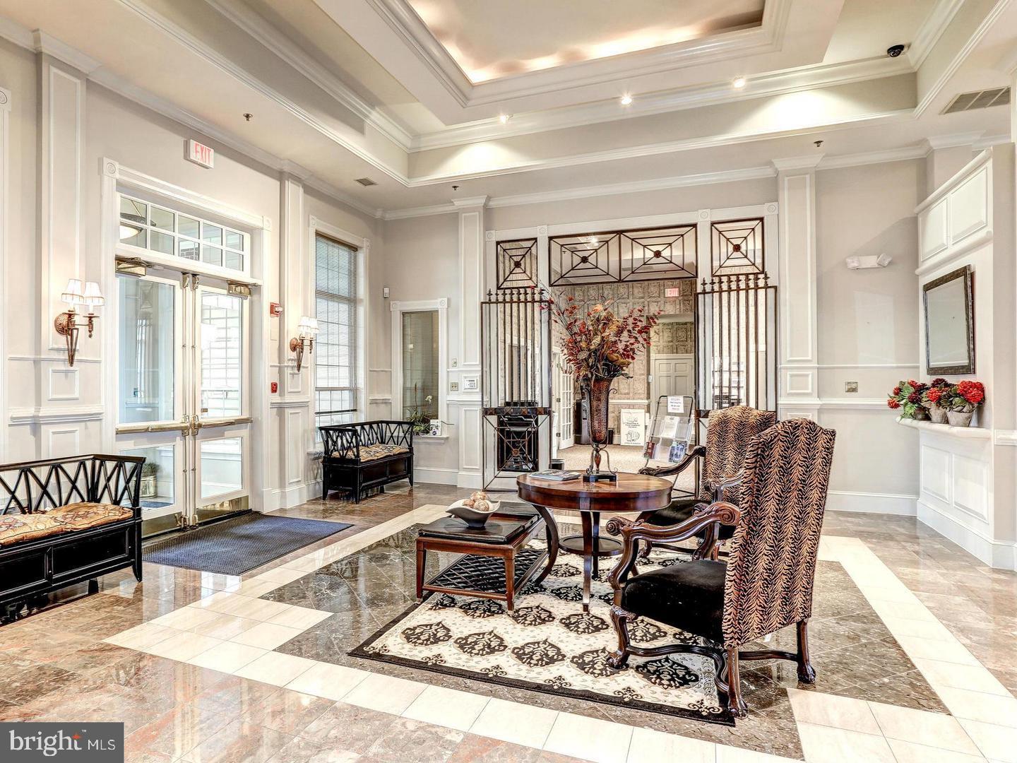 GATES OF MCLEAN - Residential
