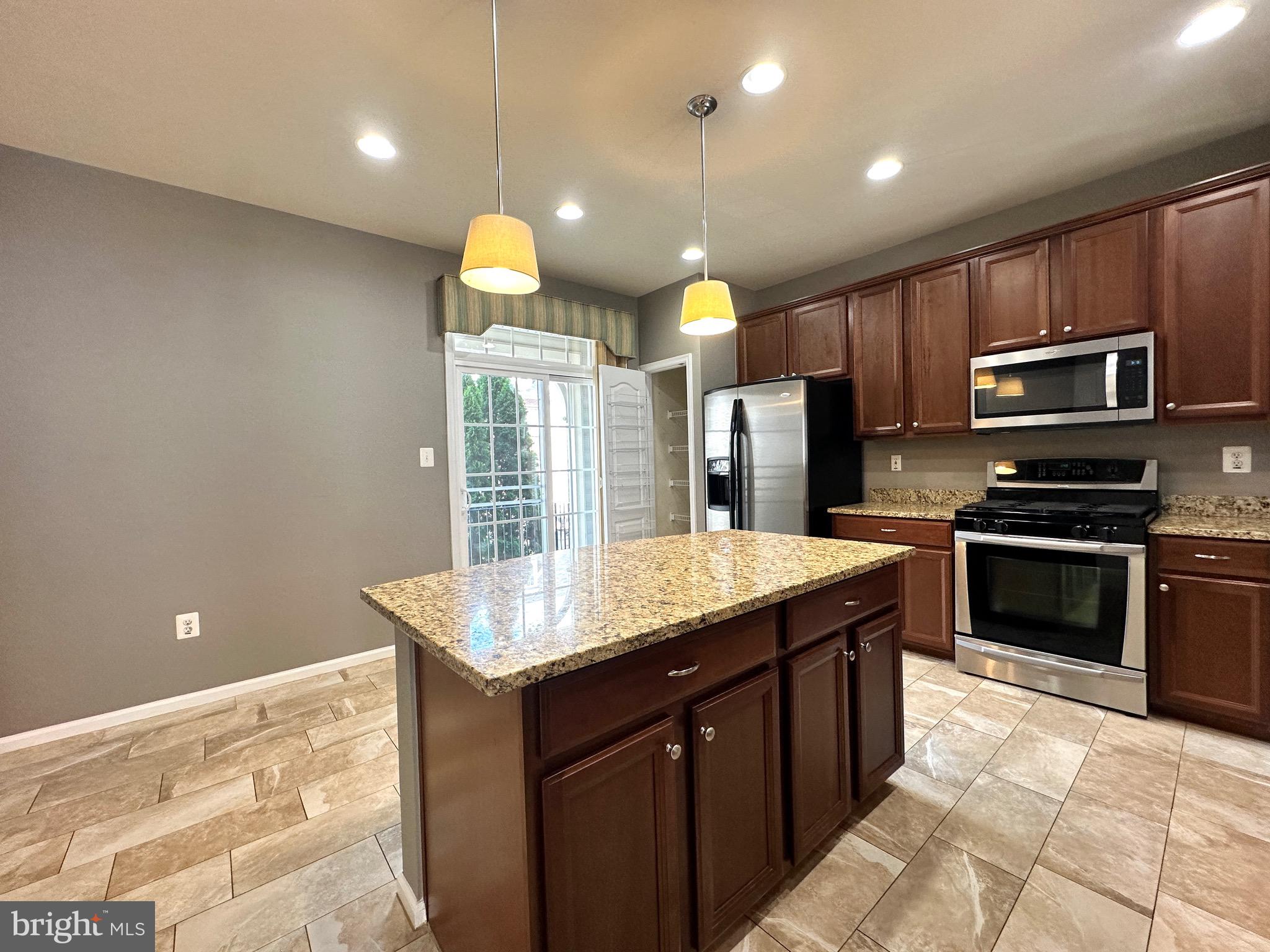 BRAMBLETON - Residential Lease