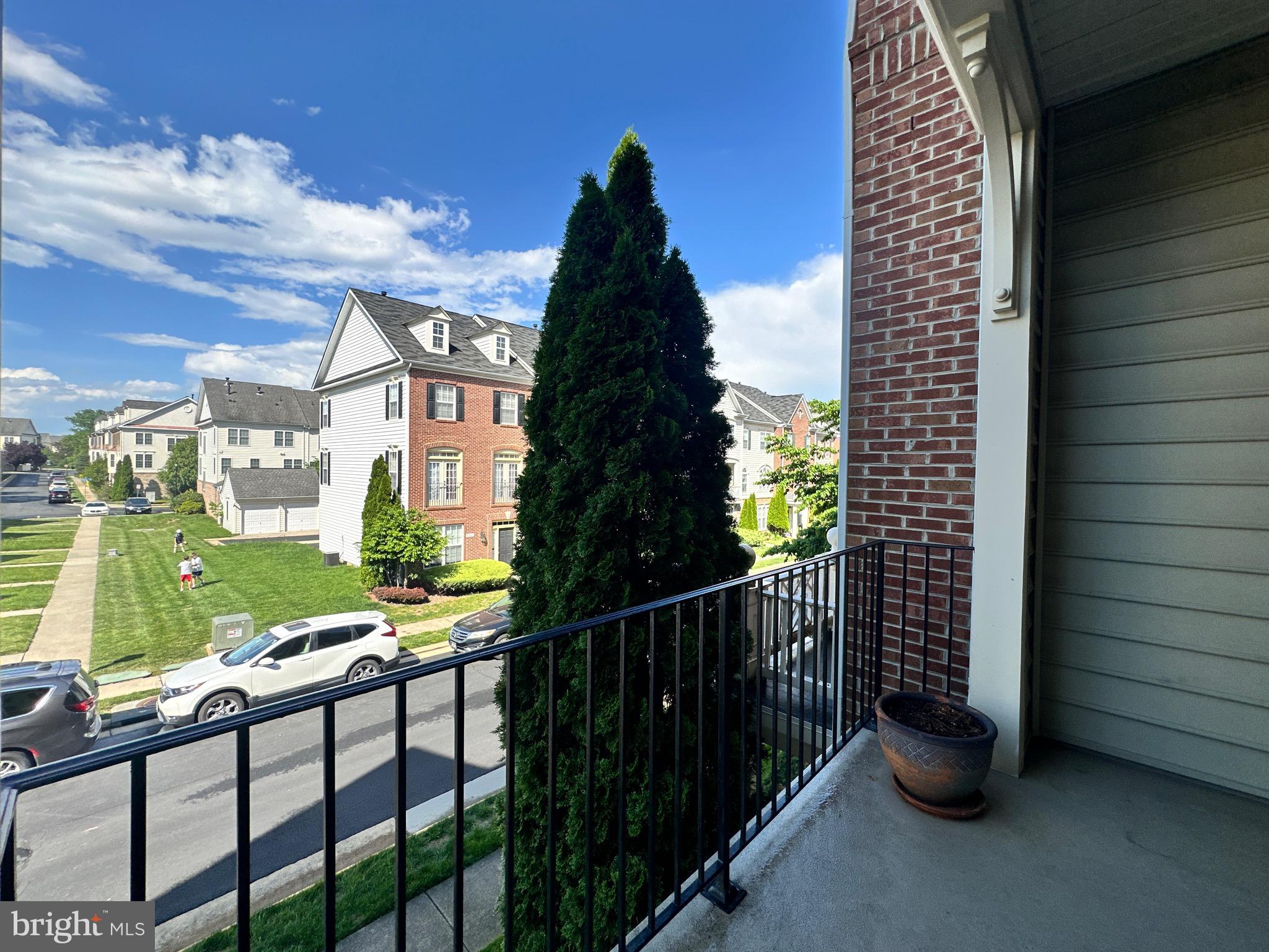 BRAMBLETON - Residential Lease