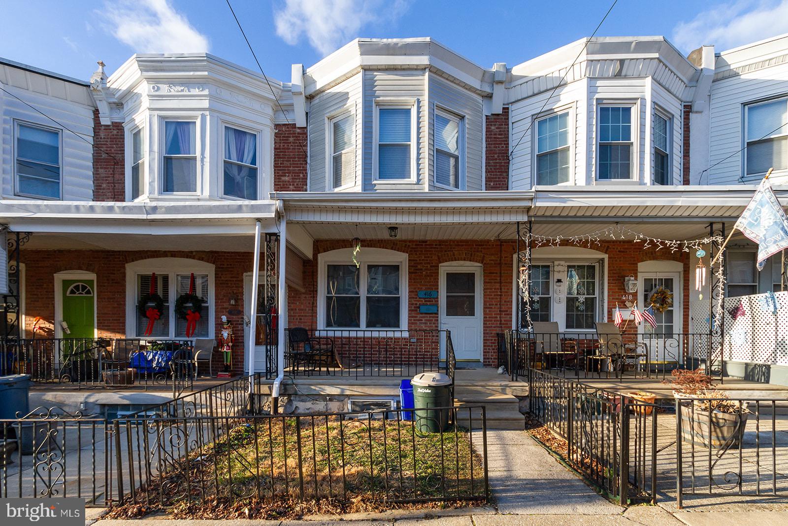ROXBOROUGH - Residential Lease