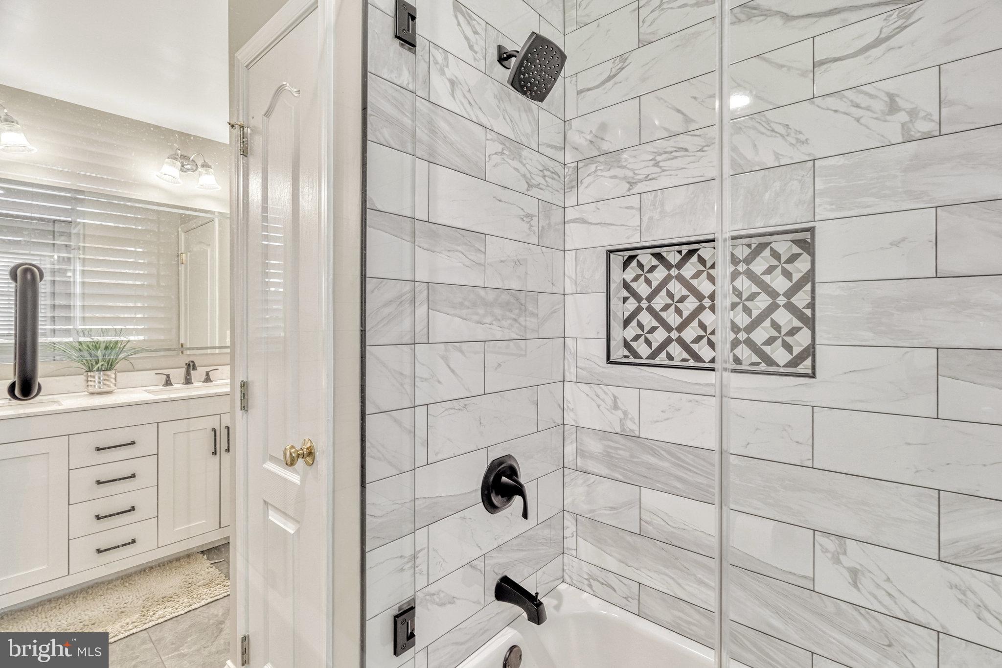 DOMINION VALLEY COUNTRY CLUB - Residential