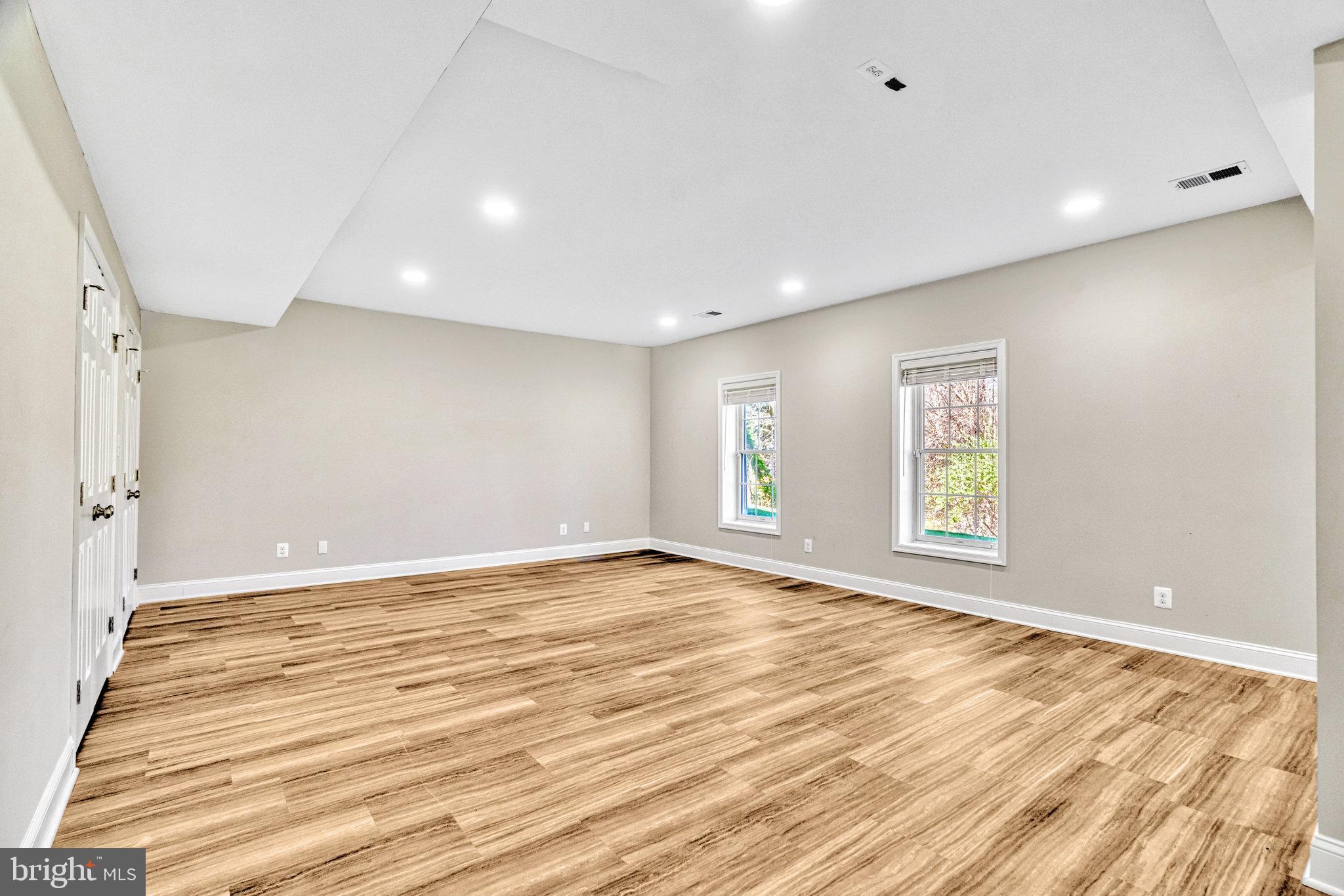 DOMINION VALLEY COUNTRY CLUB - Residential