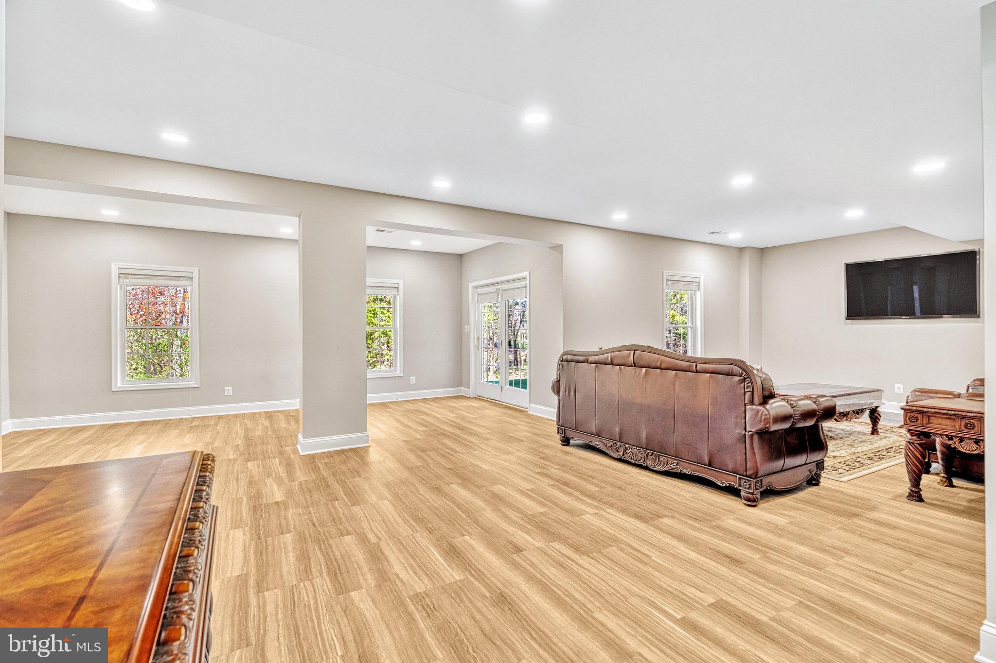 DOMINION VALLEY COUNTRY CLUB - Residential