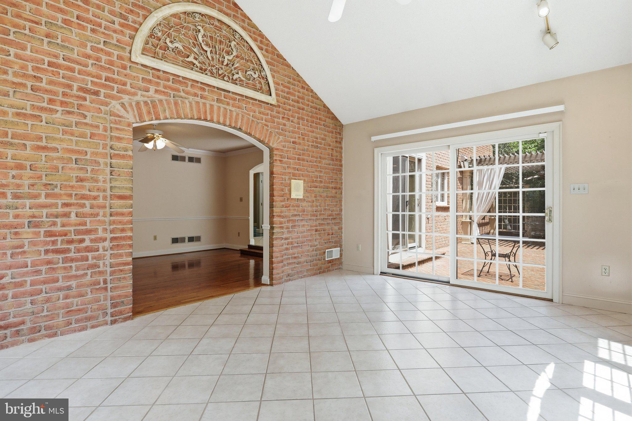 BRIGHTWOOD ACRES EAST - Residential