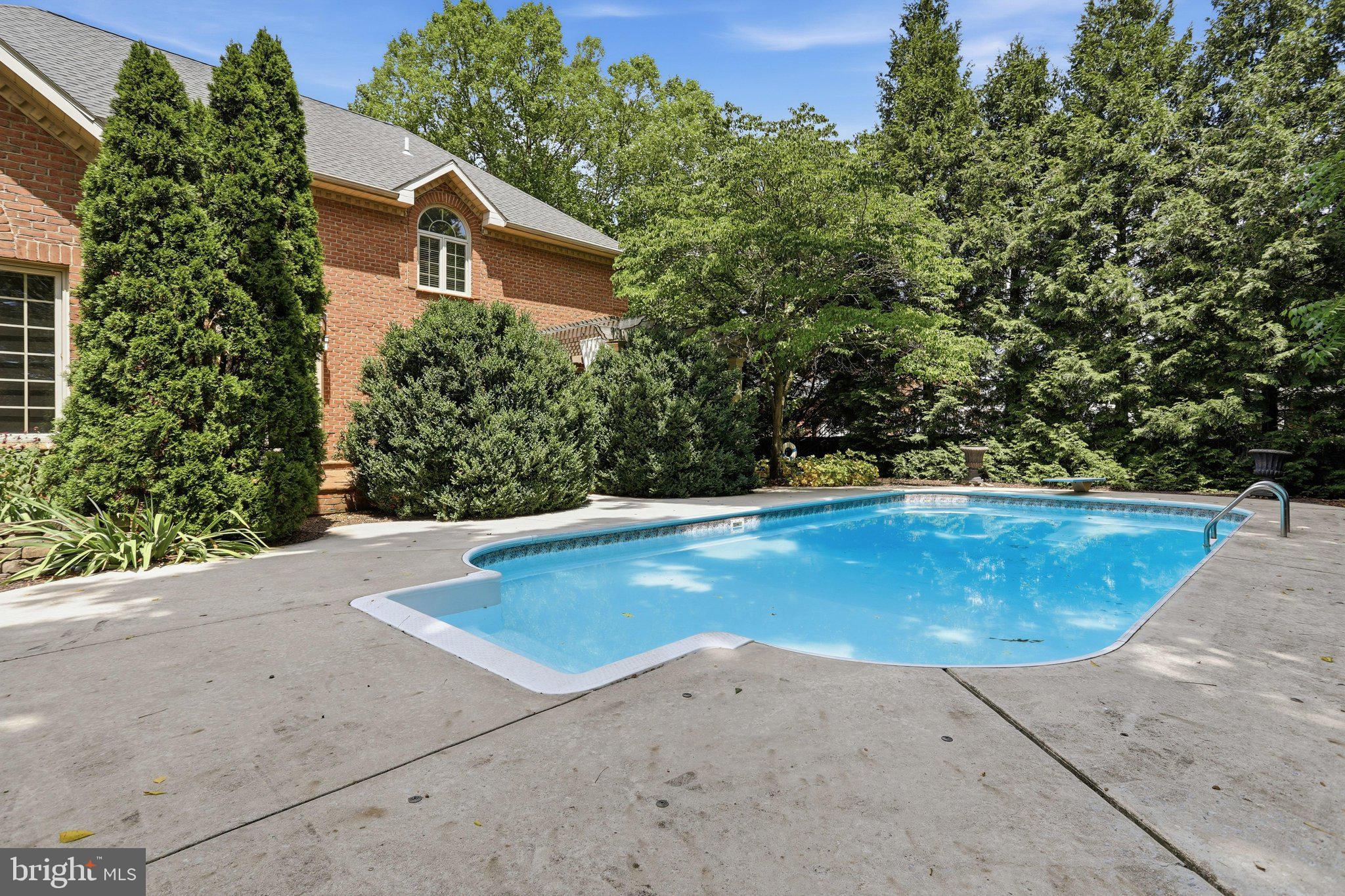 BRIGHTWOOD ACRES EAST - Residential