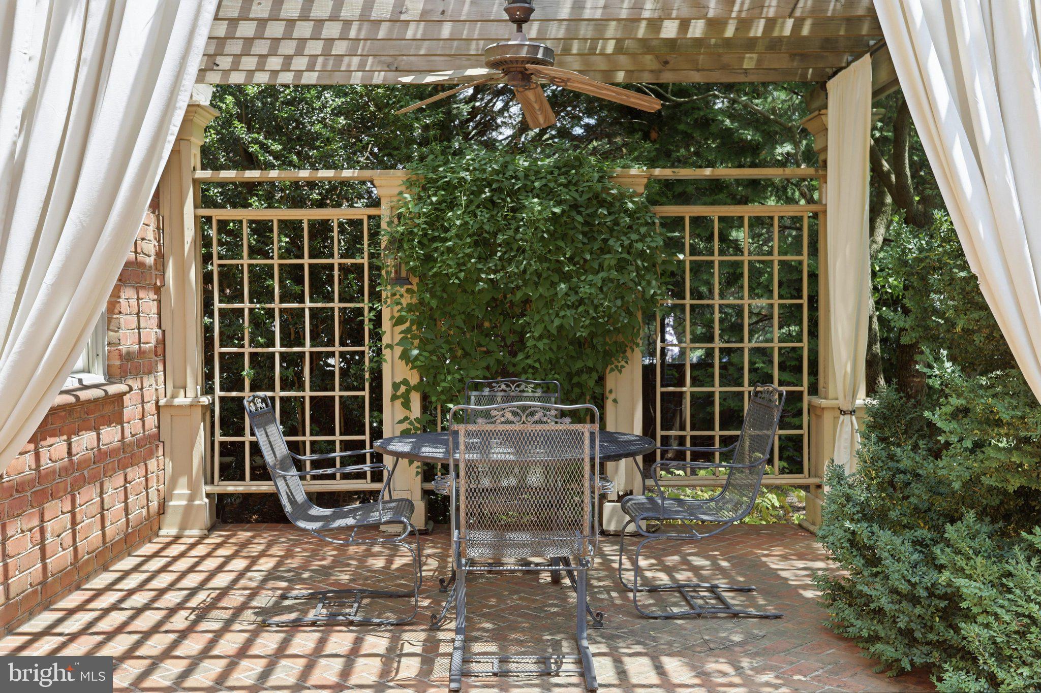 BRIGHTWOOD ACRES EAST - Residential