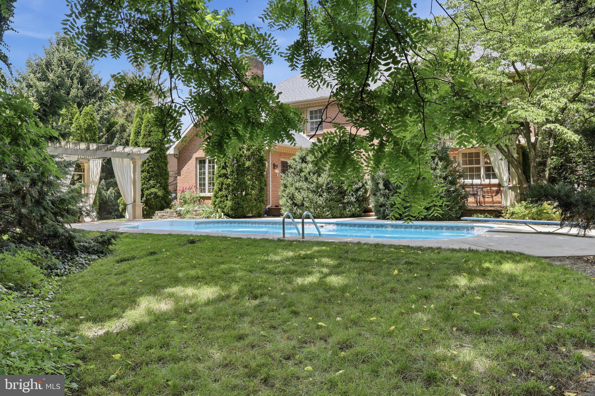BRIGHTWOOD ACRES EAST - Residential