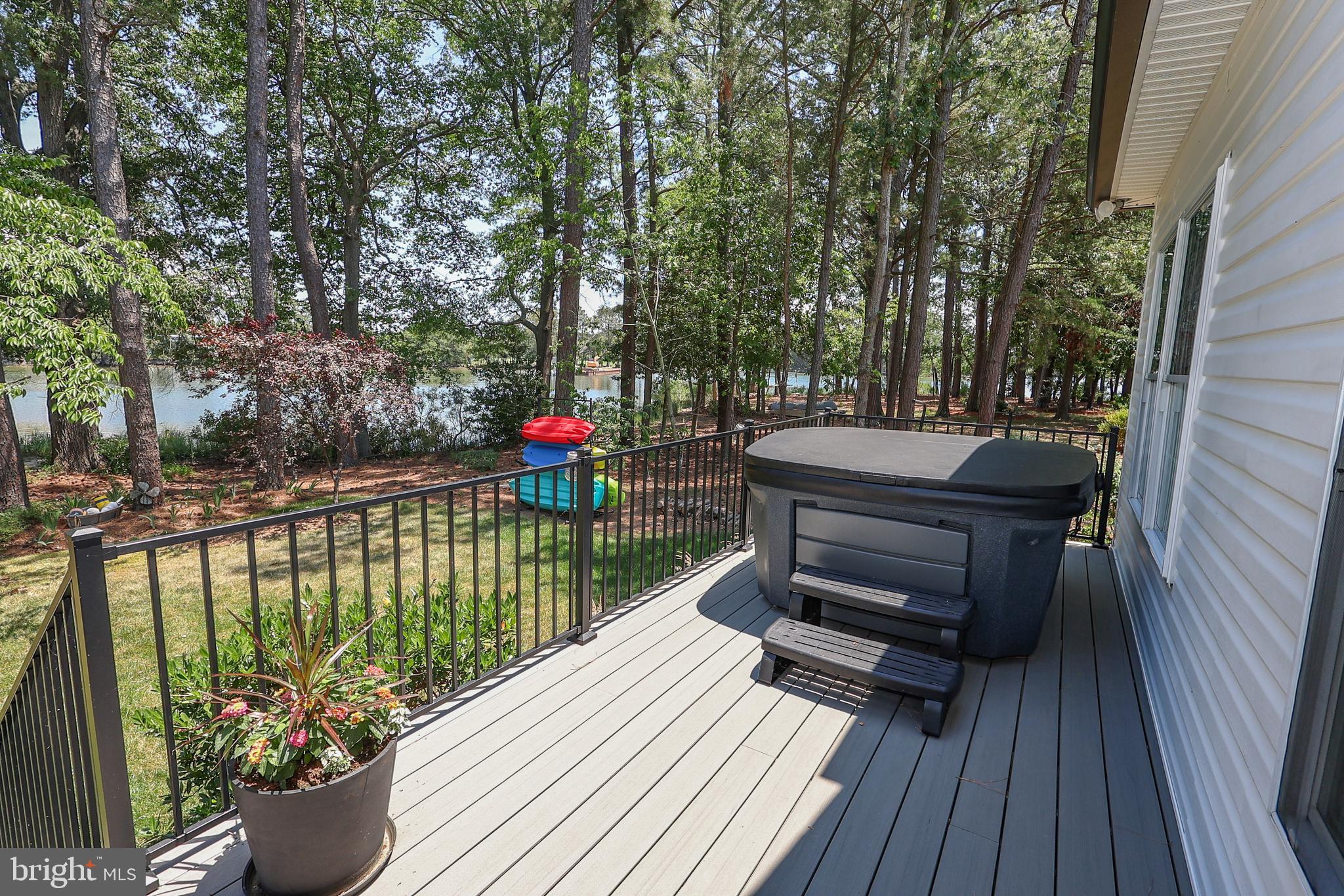 LANDINGS AT PINEY POINT - Residential