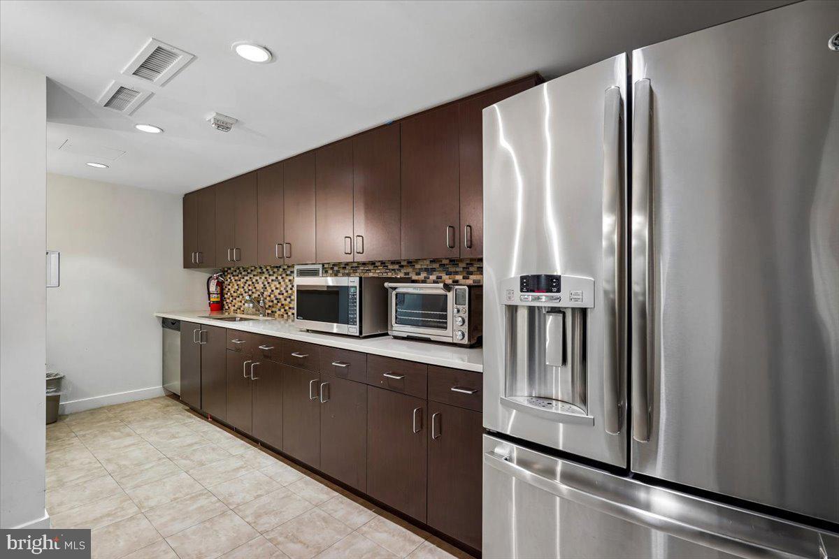 THE KENWOOD - Residential