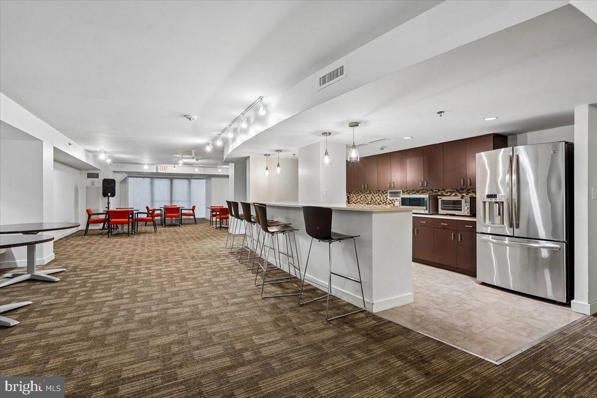 THE KENWOOD - Residential