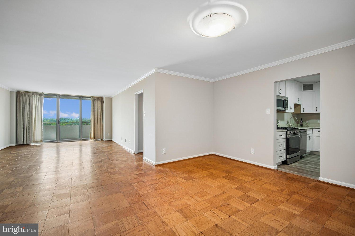 THE KENWOOD - Residential