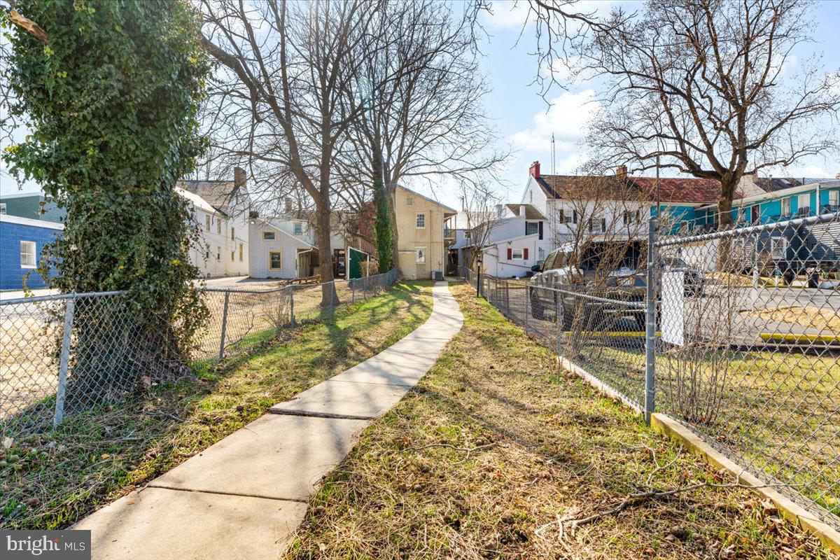 DOWNTOWN FREDERICK - Commercial Sale