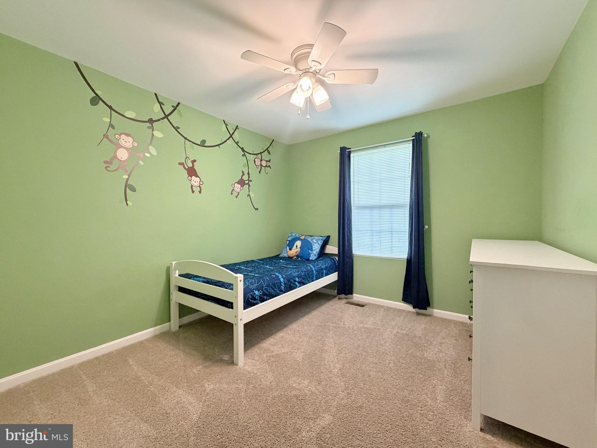 HILLS CORNER - Residential