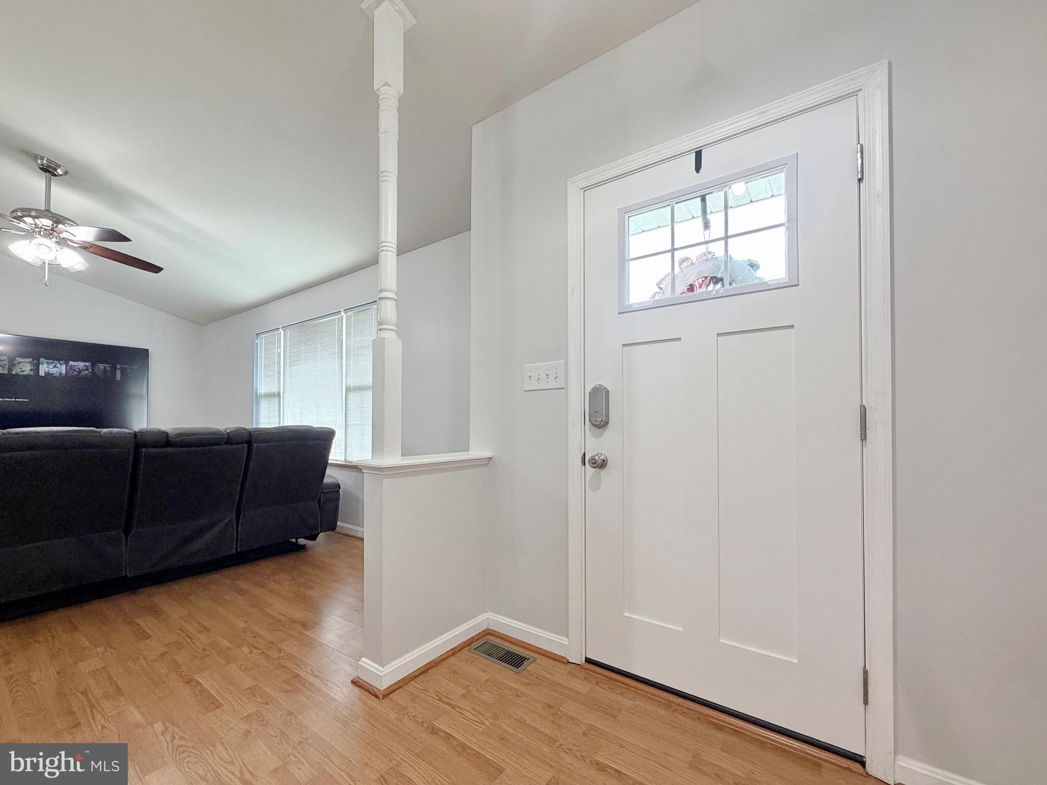 HILLS CORNER - Residential