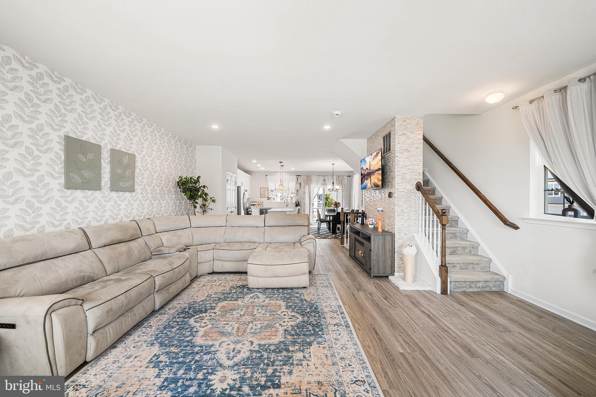 ENCLAVE AT RIDGEWOOD - Residential