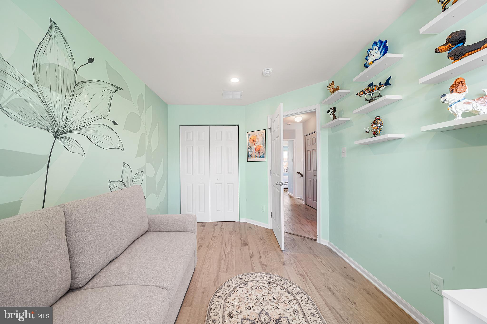 ENCLAVE AT RIDGEWOOD - Residential