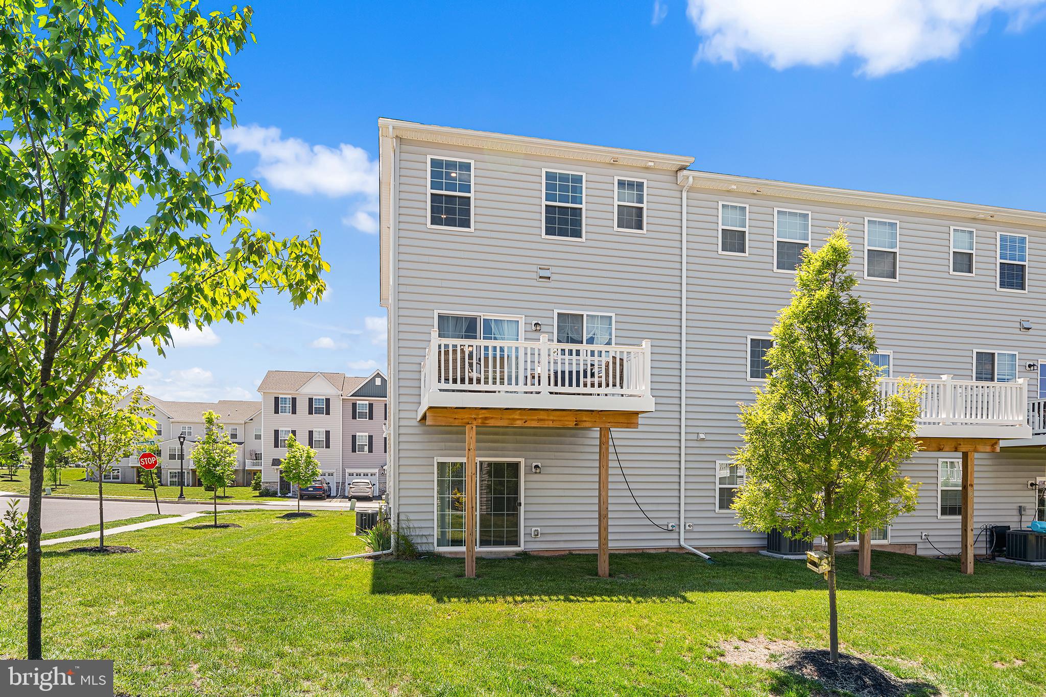 ENCLAVE AT RIDGEWOOD - Residential