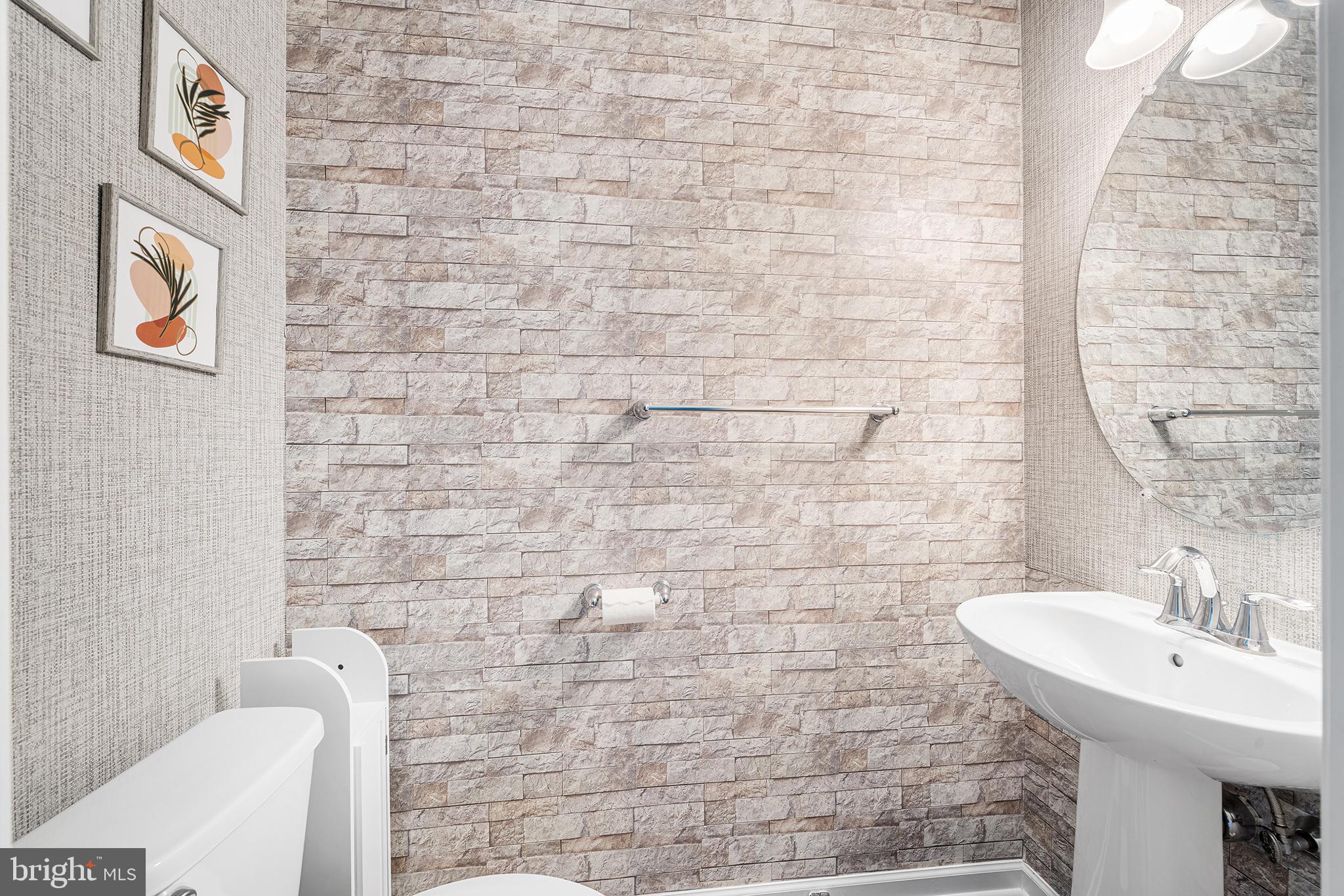 ENCLAVE AT RIDGEWOOD - Residential