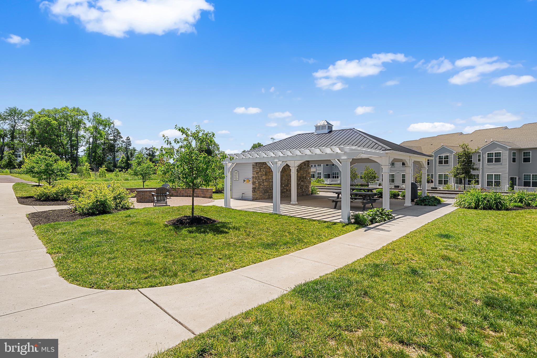 ENCLAVE AT RIDGEWOOD - Residential