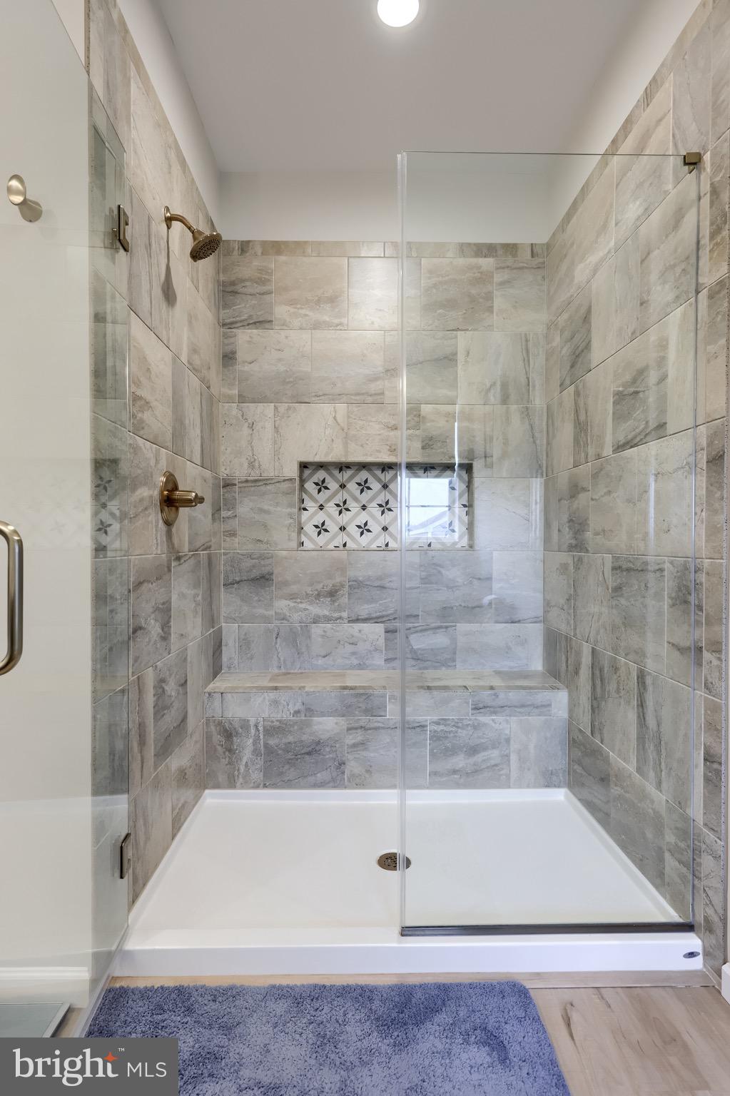 HAWK VALLEY ESTATES - Residential