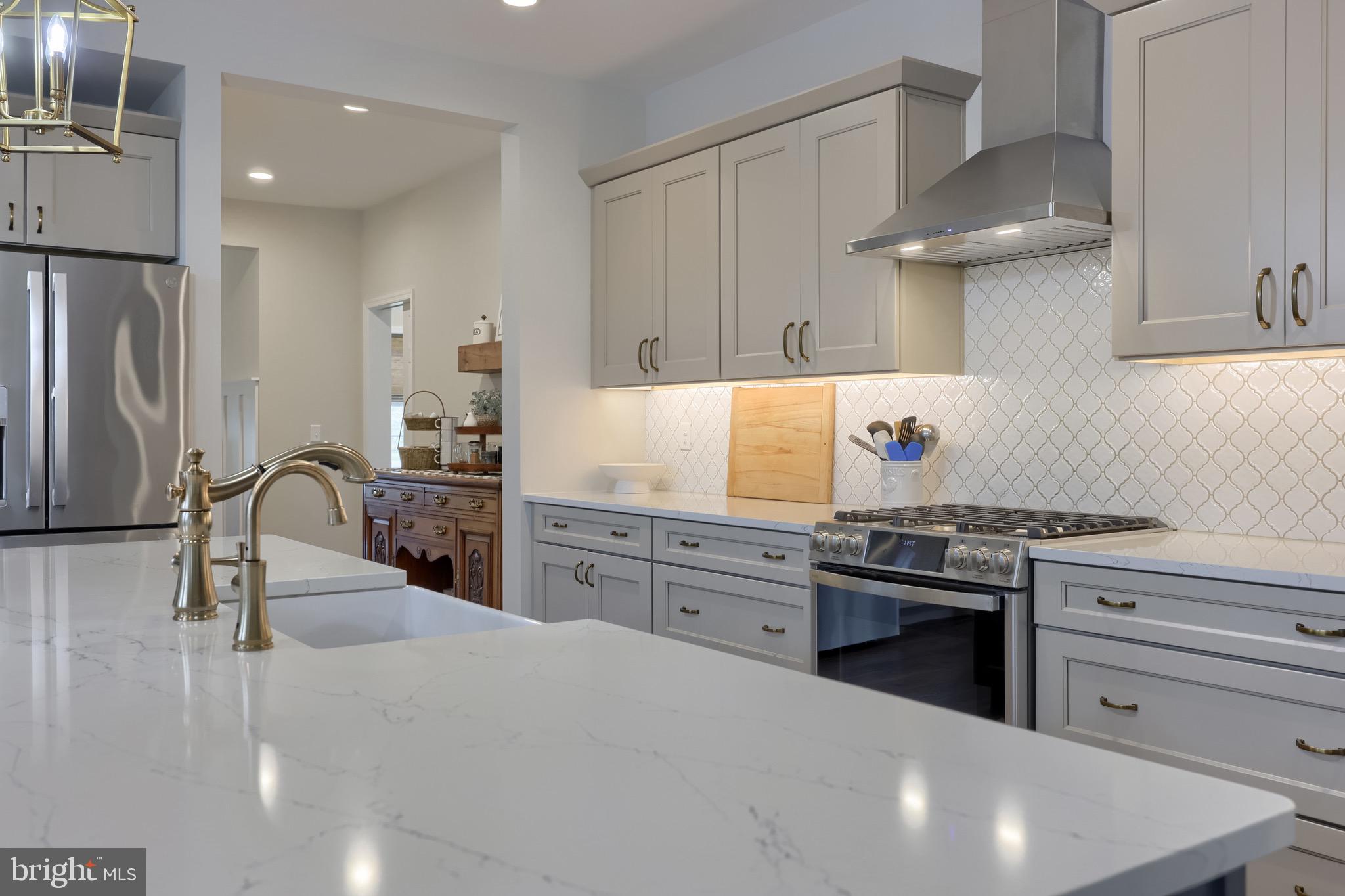 HAWK VALLEY ESTATES - Residential