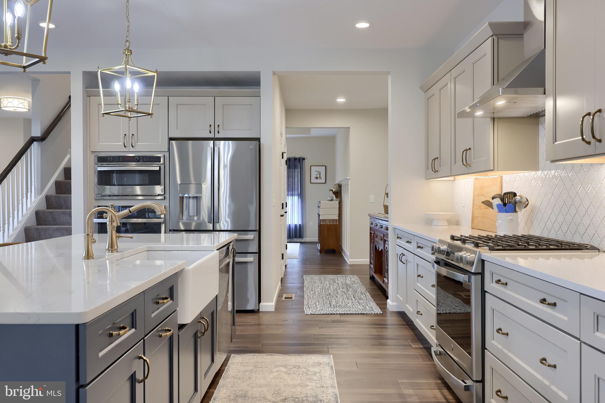 HAWK VALLEY ESTATES - Residential