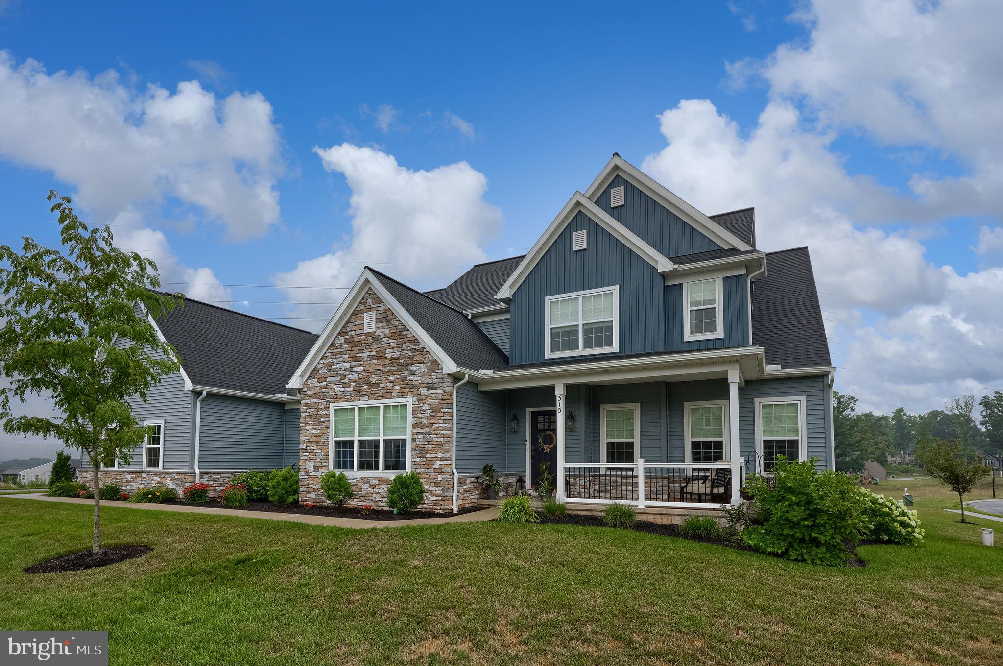HAWK VALLEY ESTATES - Residential