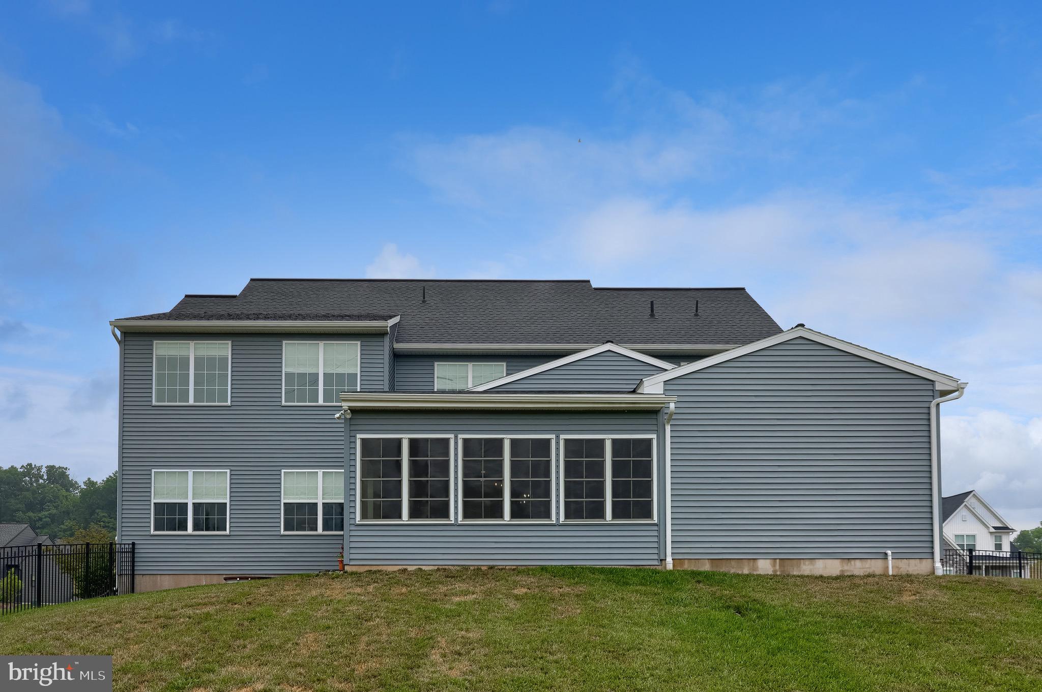 HAWK VALLEY ESTATES - Residential