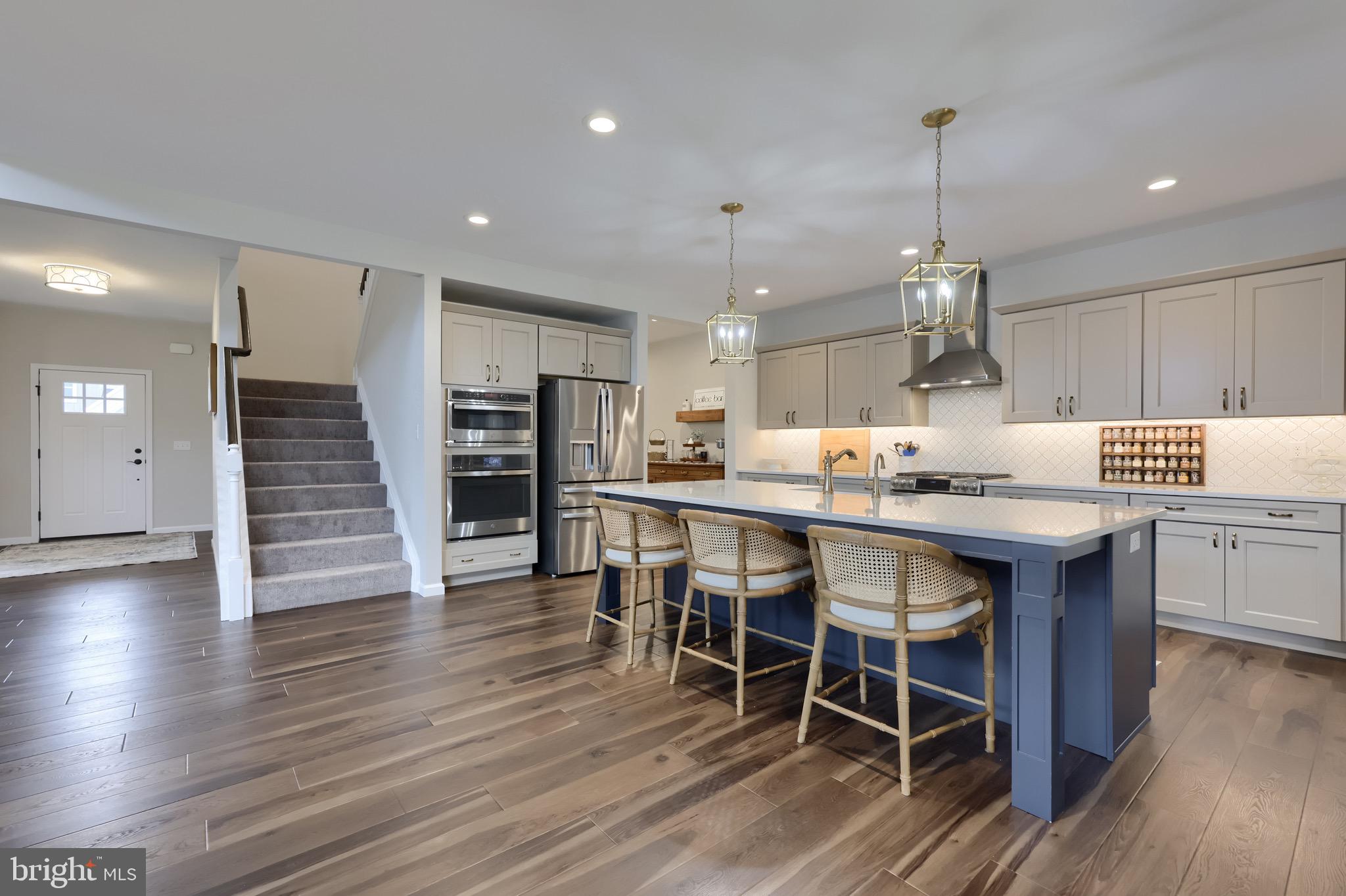 HAWK VALLEY ESTATES - Residential