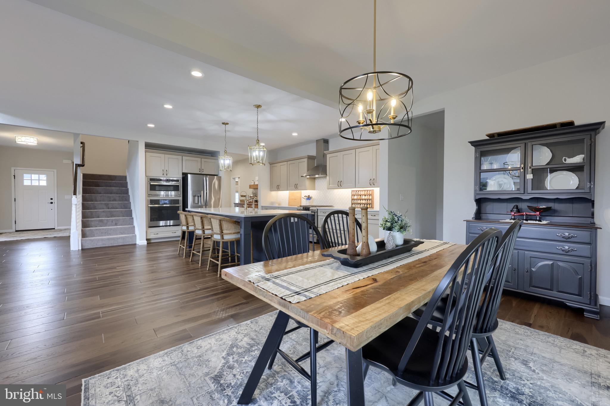 HAWK VALLEY ESTATES - Residential