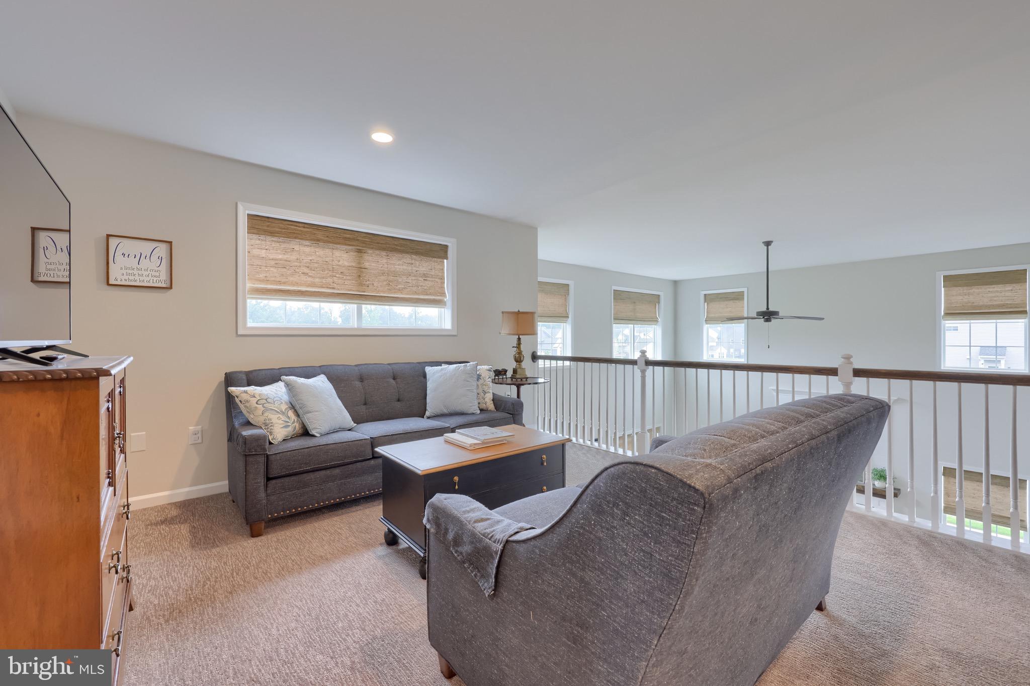 HAWK VALLEY ESTATES - Residential