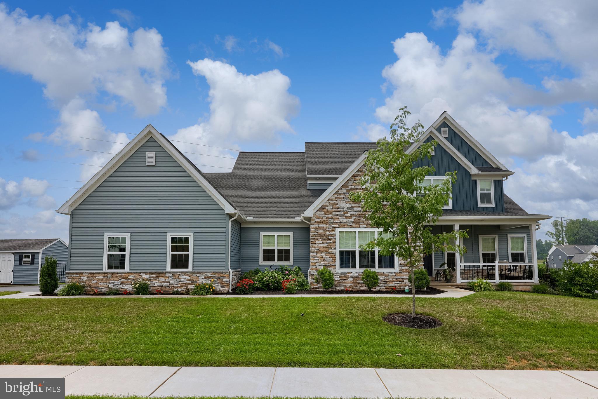 HAWK VALLEY ESTATES - Residential