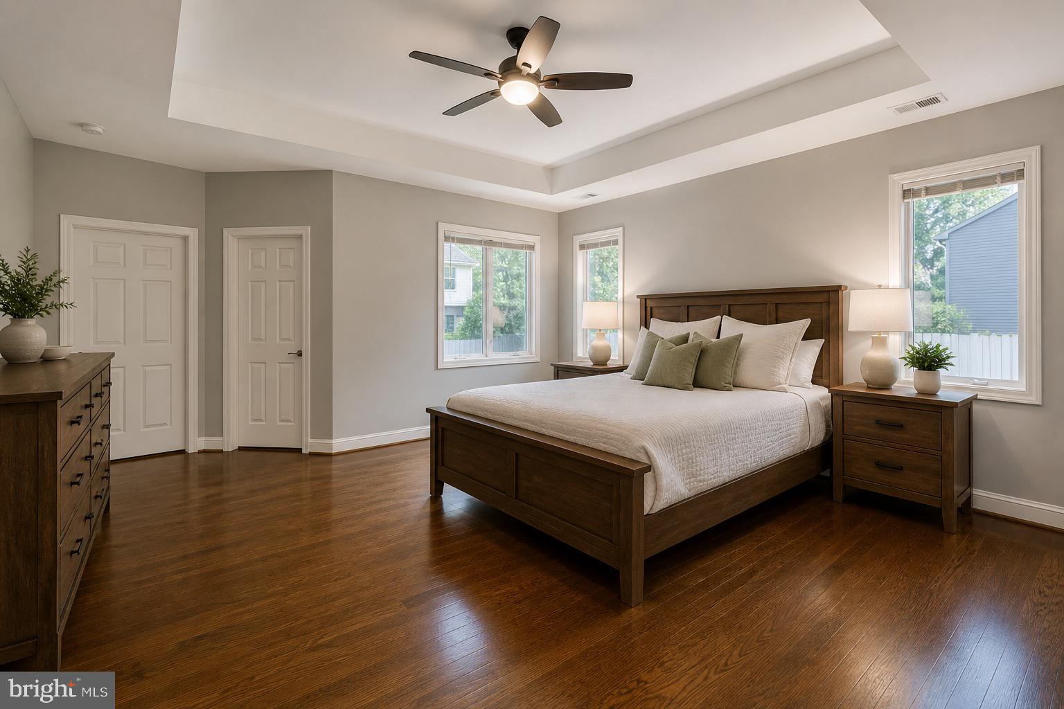 RAVENWOOD PARK - Residential