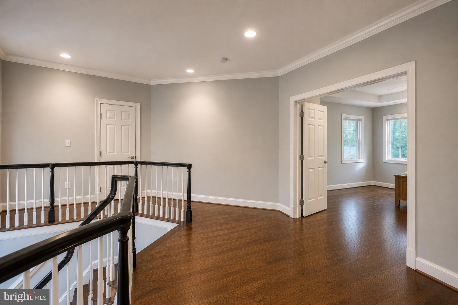 RAVENWOOD PARK - Residential