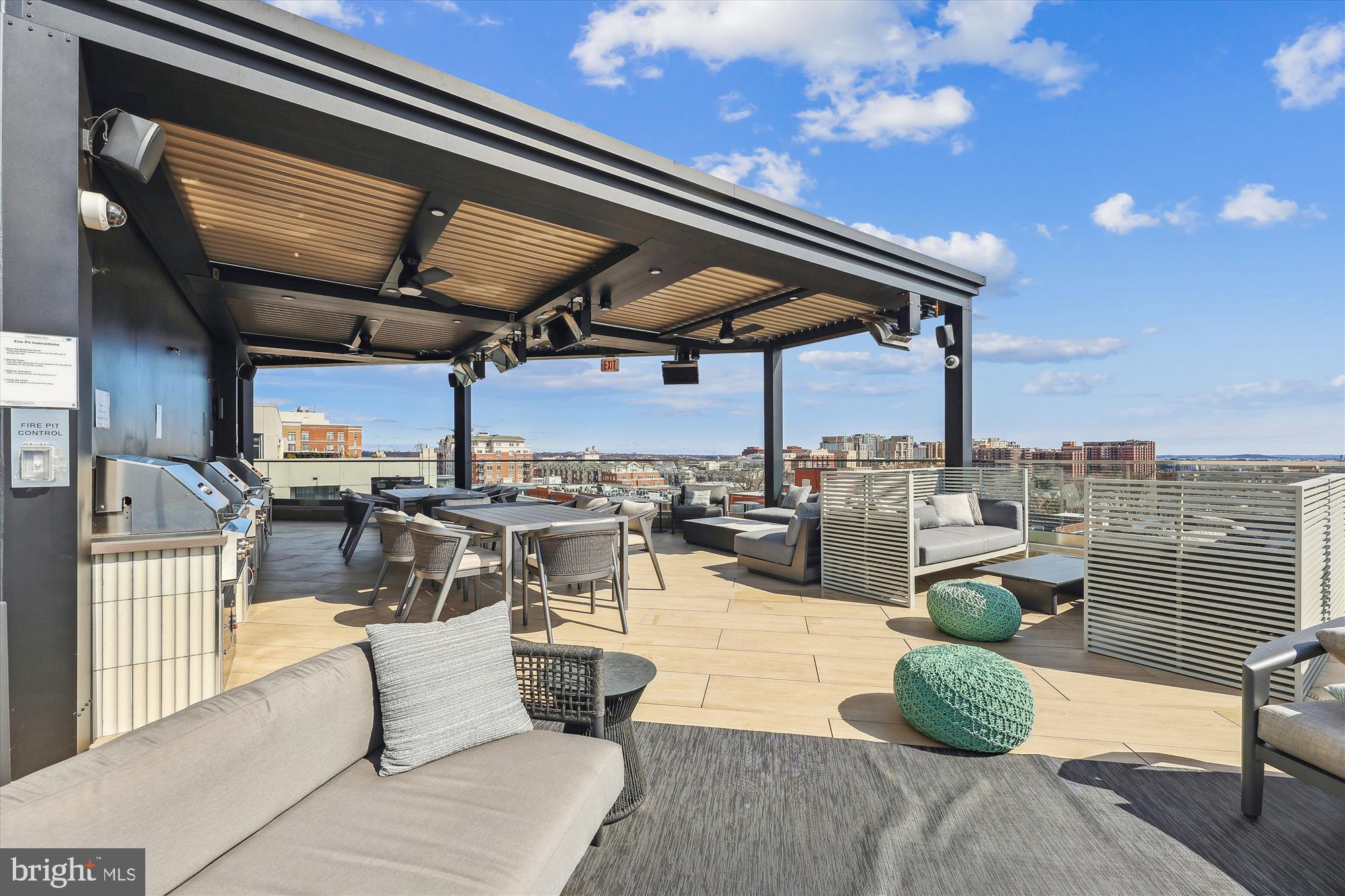 CLARENDON 1021 - Residential Lease