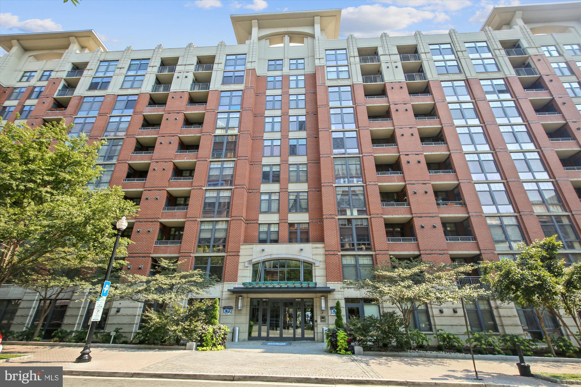 Open house on April 22nd: Saturday: 2:00 P.M. to 4:00 P.M. Freshly Updated 1-Bedroom Condo in Prime Clarendon Location – Modern Comfort Awaits!

Step into this beautifully renovated Large 1-bedroom, 1-bathroom condo, located in the heart of Clarendon. This unit has been thoughtfully updated with new appliances and finishes to enhance your living experience.

Enjoy cooking in the kitchen featuring brand-new quartz countertops, sleek stainless steel appliances, and plenty of cabinet space. The dishwasher(2024), washer/dryer(2024), HVAC system(2023) and water heater (2023)are all new, offering you peace of mind and maximum comfort with modern, energy-efficient systems.

The open-concept living area is perfect for entertaining, complete with a charming fireplace that adds both warmth and character to the space. Large windows flood the room with natural light, highlighting the gleaming hardwood floors. The spacious bedroom offers generous closet space with both a walk-in and an additional closet, featuring built-in closet systems to maximize storage and organization.

The updated bathroom features contemporary finishes for a fresh, clean feel. Additionally, a large storage unit on the same floor provides extra space for all your belongings.

For added convenience, this condo comes with a first-floor parking spot, offering easy access to your vehicle and added peace of mind.

Building amenities include an in-building gym, a rooftop pool perfect for relaxing or entertaining with stunning views, and a 24/7 concierge service providing security and convenience. You’ll also enjoy the package room for hassle-free delivery management.

Located just minutes from Clarendon Metro, shopping, dining, and nightlife, you’ll be at the center of everything Arlington has to offer.

With all-new systems and finishes, plus added touches like the fireplace, custom closet systems, convenient storage unit, parking spot, and top-tier building amenities, this condo is the perfect place to call home. Schedule a tour today to see it for yourself!