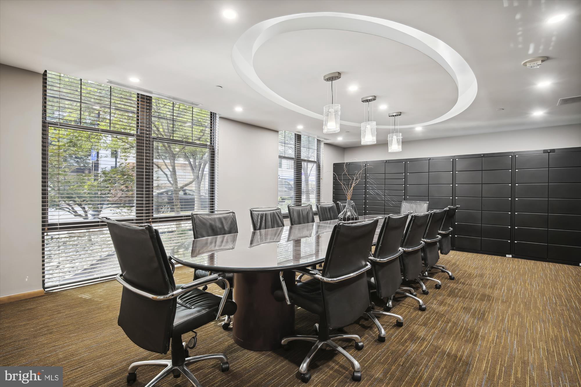 CLARENDON 1021 - Residential Lease