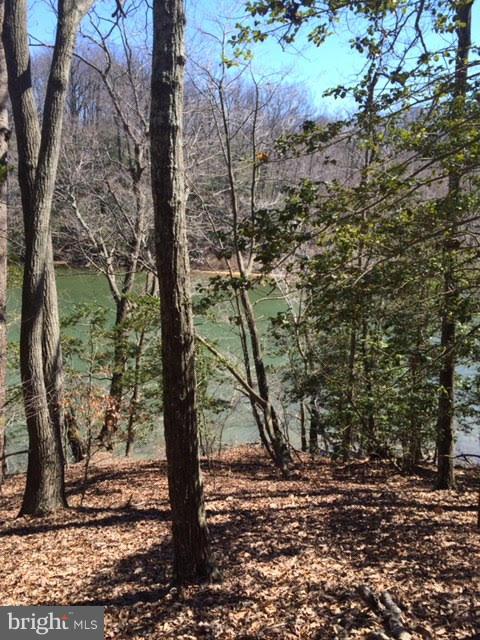 TOWN CREEK - Land