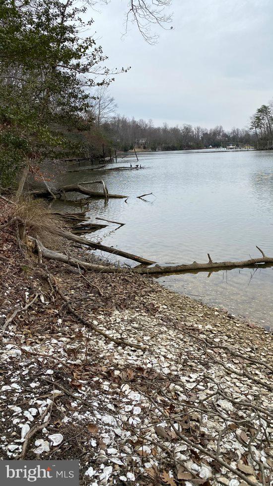 TOWN CREEK - Land