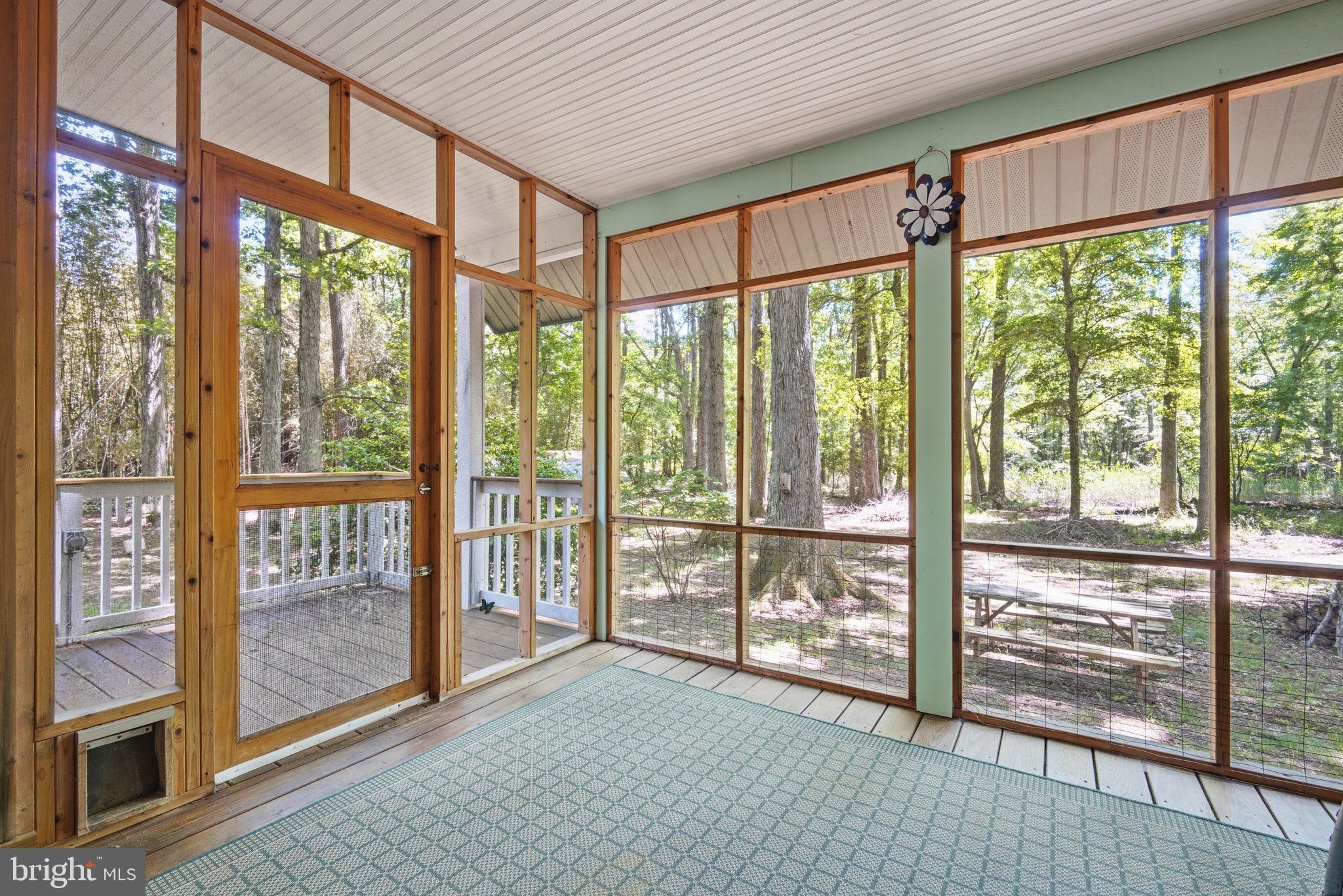 PINEY NECK - Residential