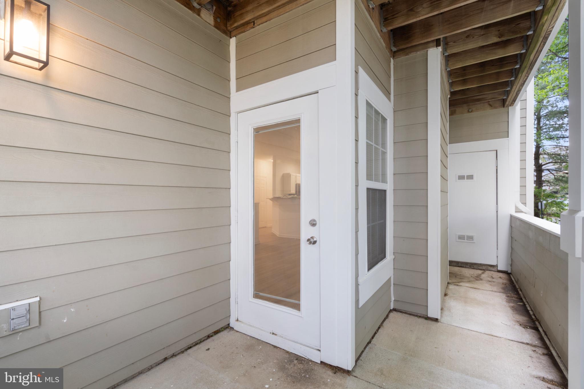EDGEWATER AT TOWN CENTER - Residential
