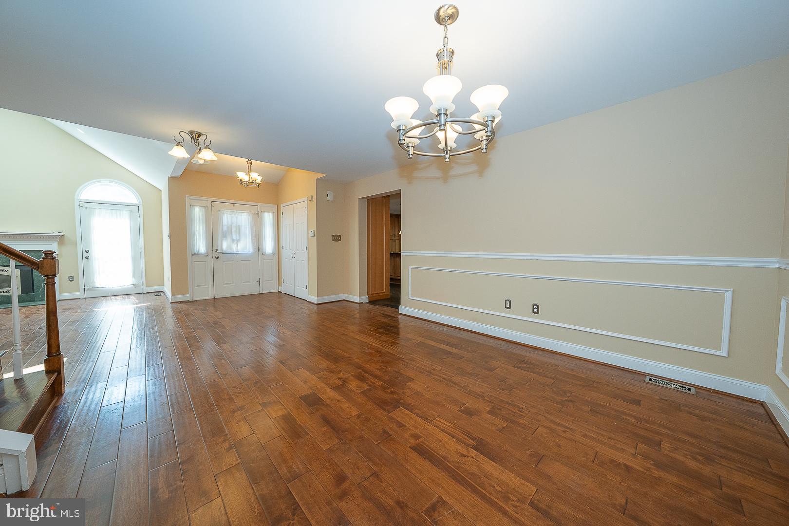 EAGLE VIEW - Residential