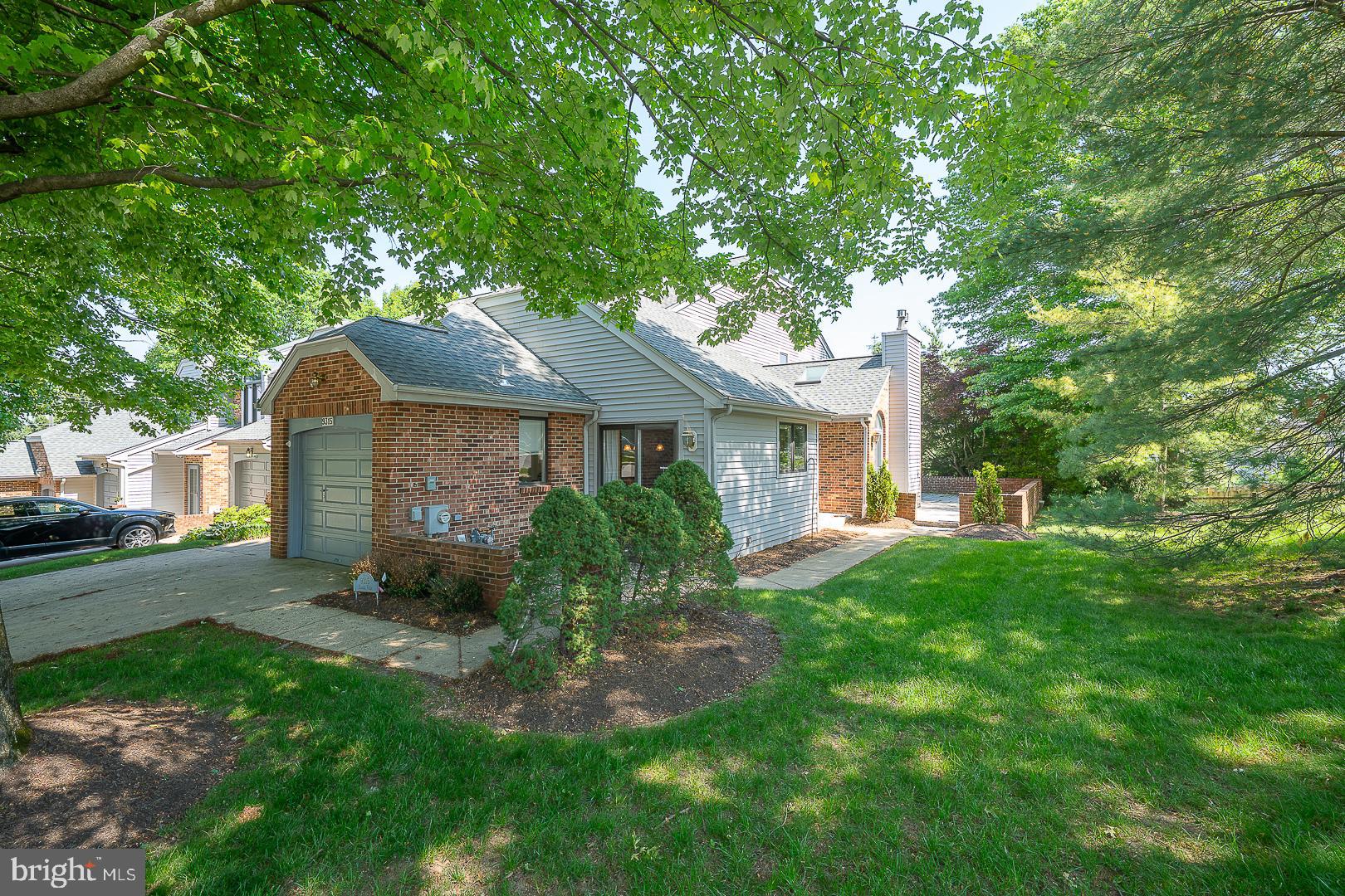 EAGLE VIEW - Residential