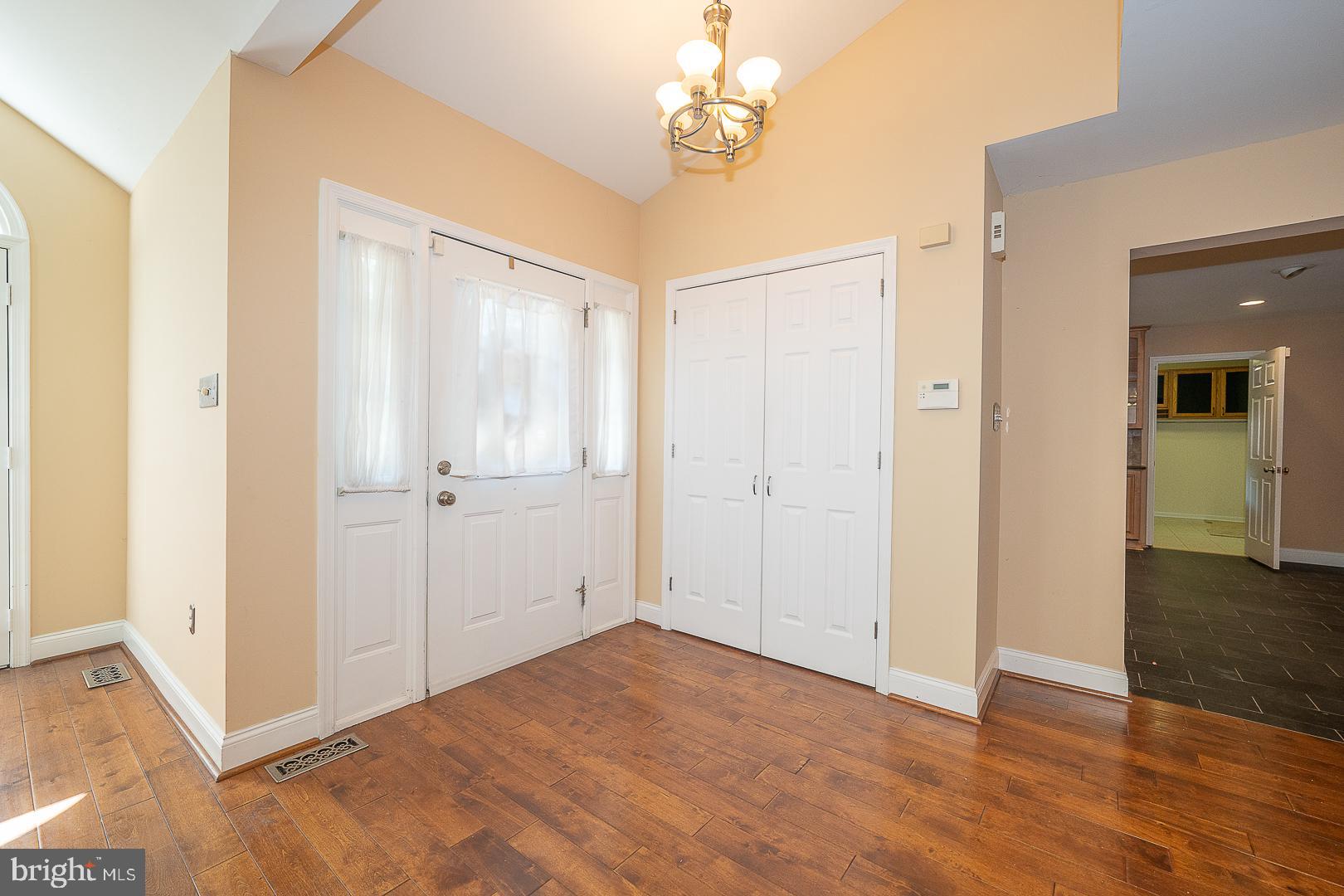 EAGLE VIEW - Residential